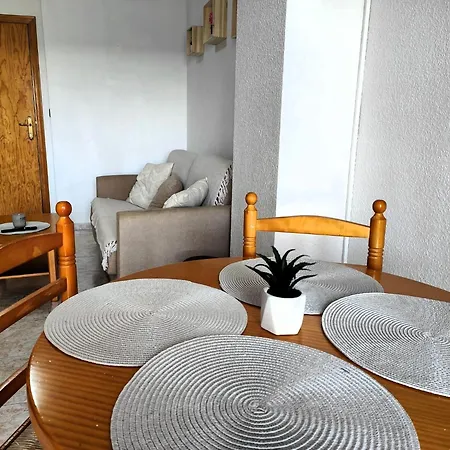 Parodi Danuria 公寓 *